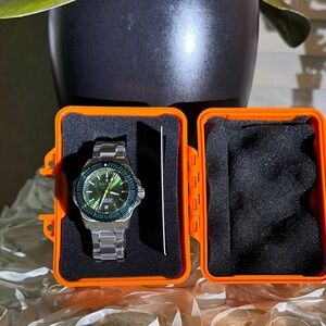 Green Dial Silver Band Watch